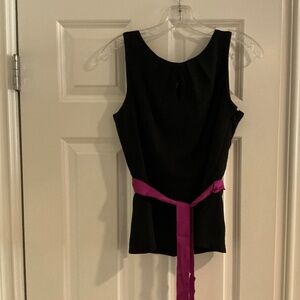 2 piece skirt & accompanying top, 2 fabric belts. White House Black Market size6